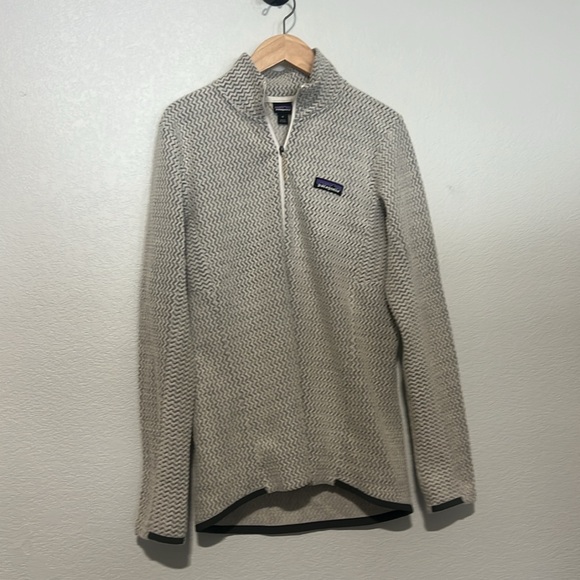 Patagonia R1 Air Zip Neck Fleece Pullover Wool White Womens Size Medium - Picture 2 of 6